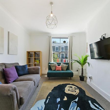 Maidavale 2 Bed Apartment - Sleeps 6 런던 외부 사진