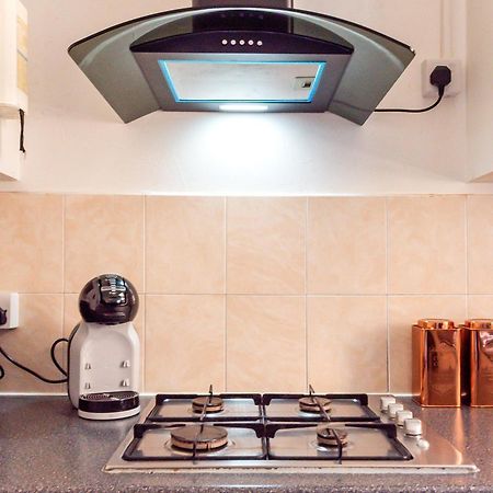Maidavale 2 Bed Apartment - Sleeps 6 런던 외부 사진