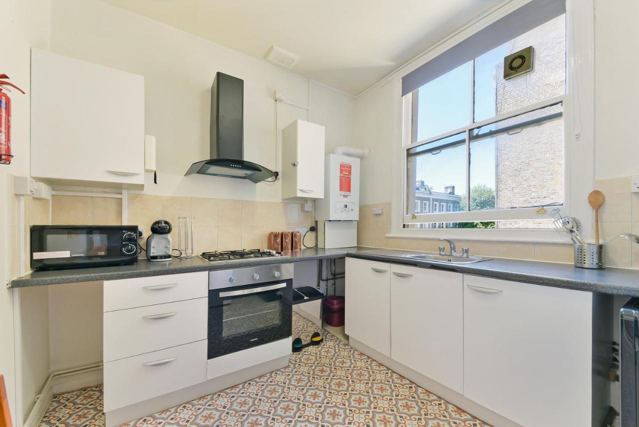 Maidavale 2 Bed Apartment - Sleeps 6 런던 외부 사진